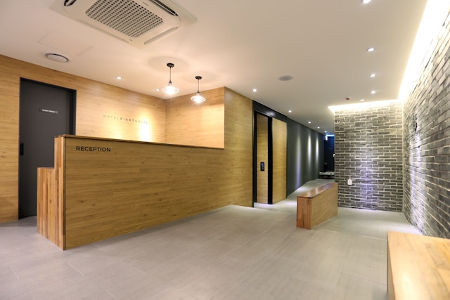 ホテル 8 アワーズ