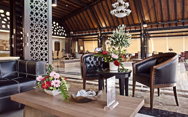 イジェン スイーツ ホテル