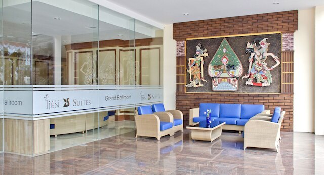 イジェン スイーツ ホテル