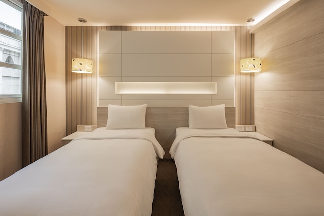 カインドネス ホテル ジョンシャン バーダァー (康橋商旅 - 中山八德館)