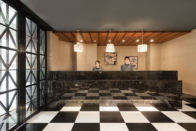 カインドネス ホテル ジョンシャン バーダァー (康橋商旅 - 中山八德館)