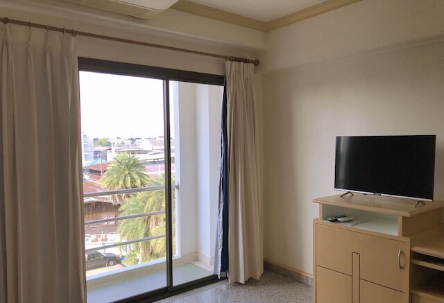 マニールート ホテル スリン