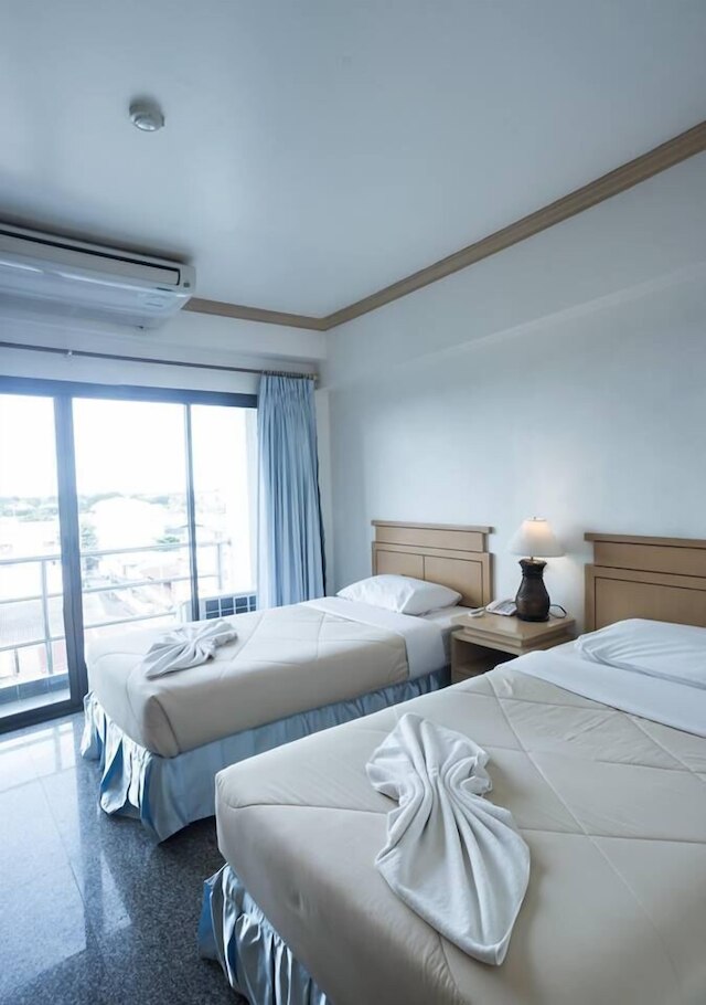 マニールート ホテル スリン