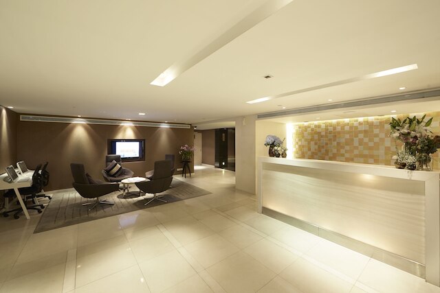 ソラ リゾート & スイーツ スクンビット