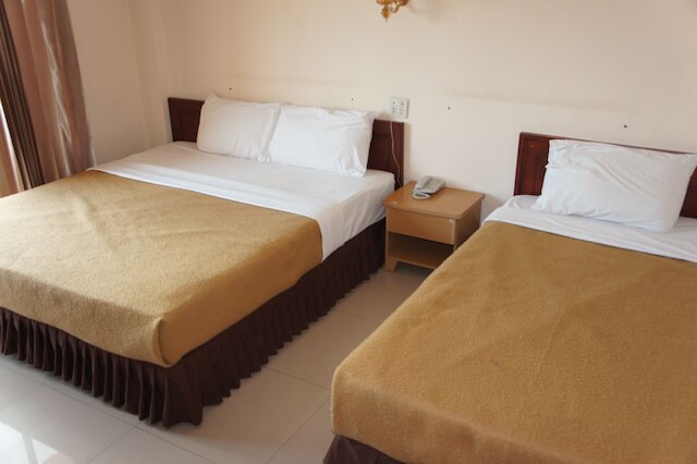 チャレウネホウン ホテル