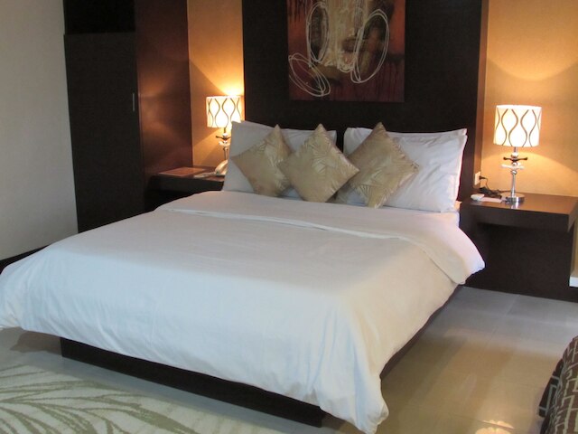 オイスター プラザ ホテル