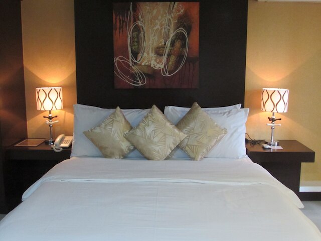 オイスター プラザ ホテル