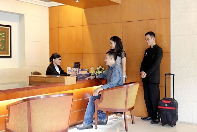 カクラ ケンバン ホテル