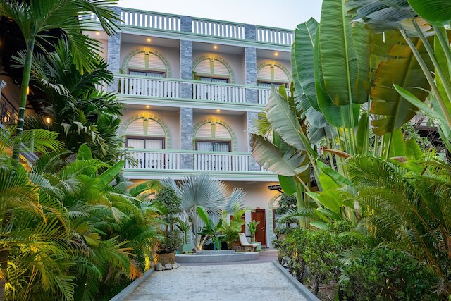 リビール アンコール ホテル