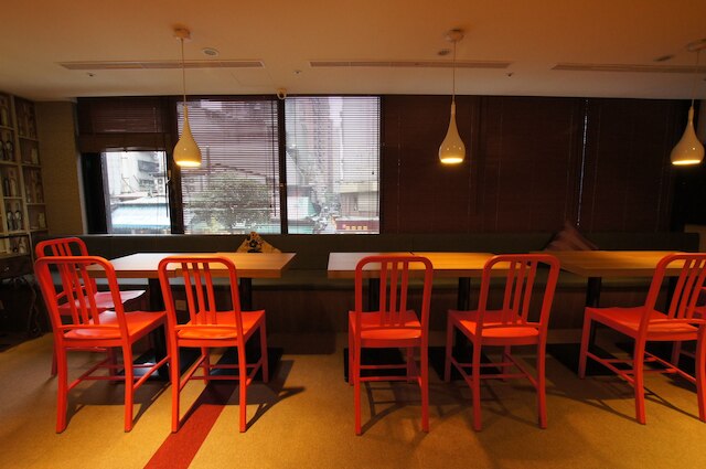 カラーズ インフィニティ イン (千彩格精品旅店)