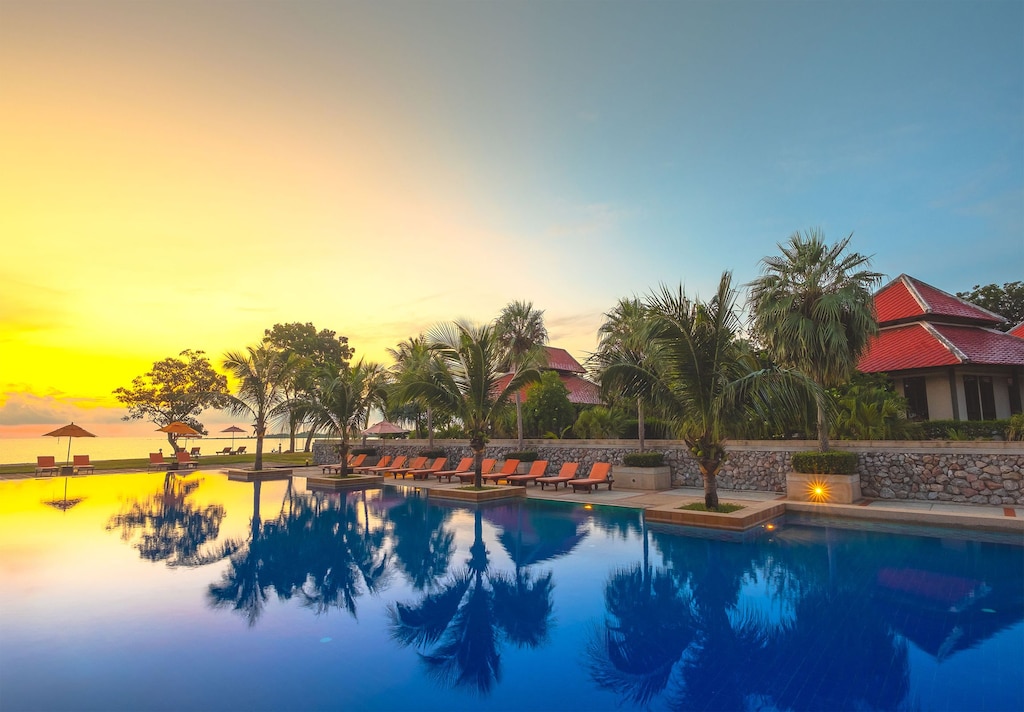 8.シララン リゾート