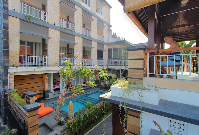 ロータス ティルタ スミニャック