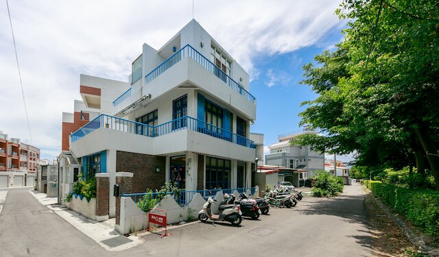 オイア カフェ B&B (伊亞民宿)