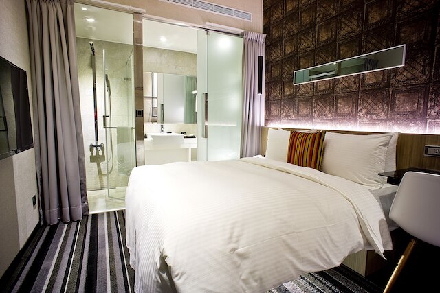 ヴィア ホテル チョンシャオ (丰居旅店忠孝館)