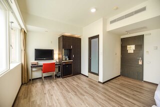 ジー リー ホテル (日立大飯店)