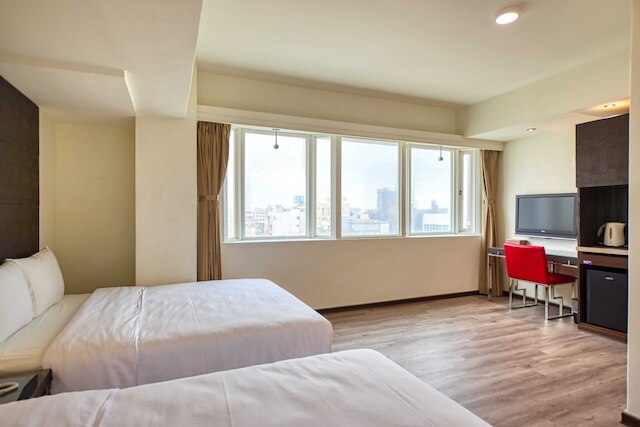 ジー リー ホテル (日立大飯店)