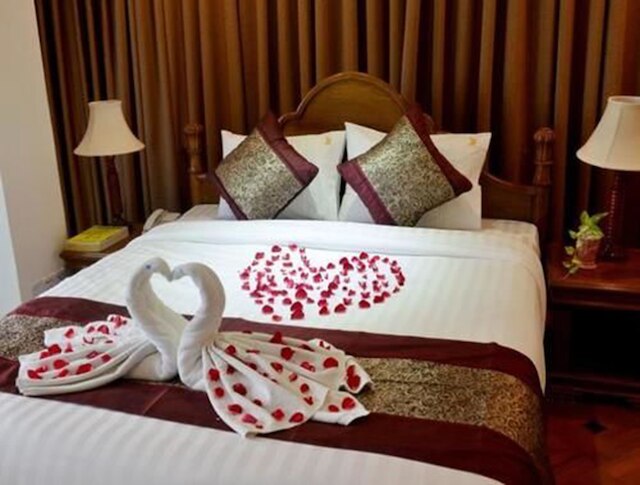 ゴールデン バタフライ ホテル