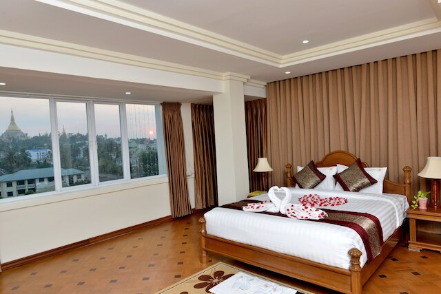 ゴールデン バタフライ ホテル