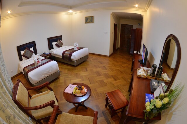 ゴールデン バタフライ ホテル