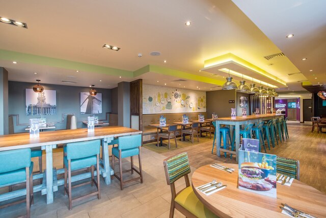 プレミア イン バーケンヘッド タウン センター