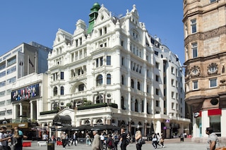 プレミア イン ロンドン レスター スクエア