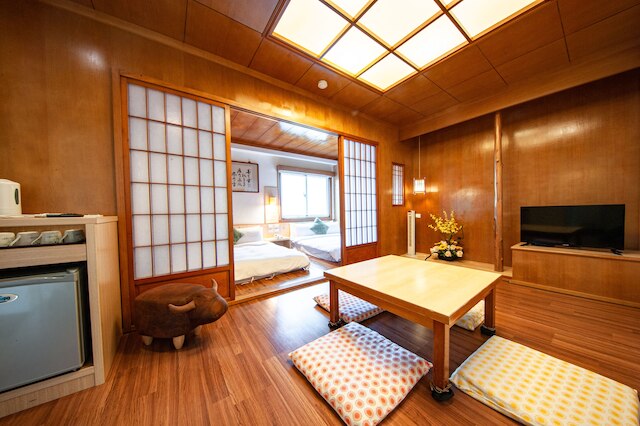 ポンフゥ ロイヤル (瑞欣大飯店)