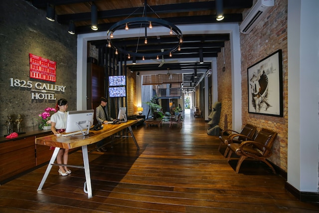 1825 ギャラリー ホテル