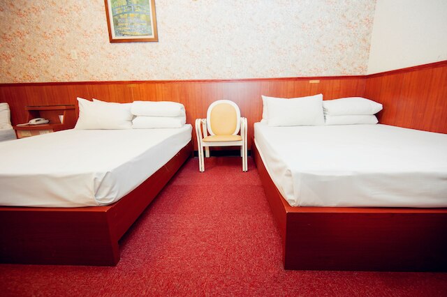 ニュー メイ フラワー ホテル