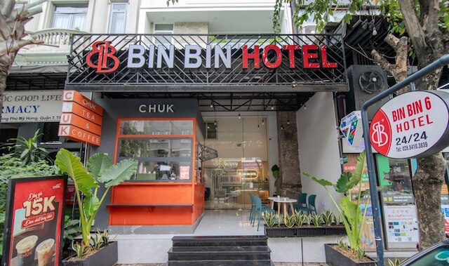 ビン ビン ホテル 6 ニア SECC D7