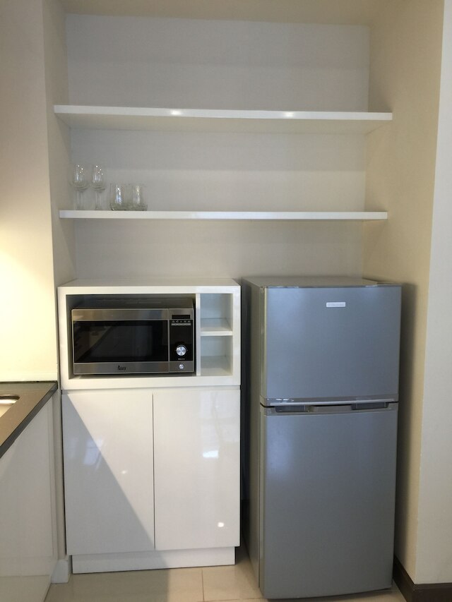 ブルースカイ サービスド アパートメント エアポート プラザ