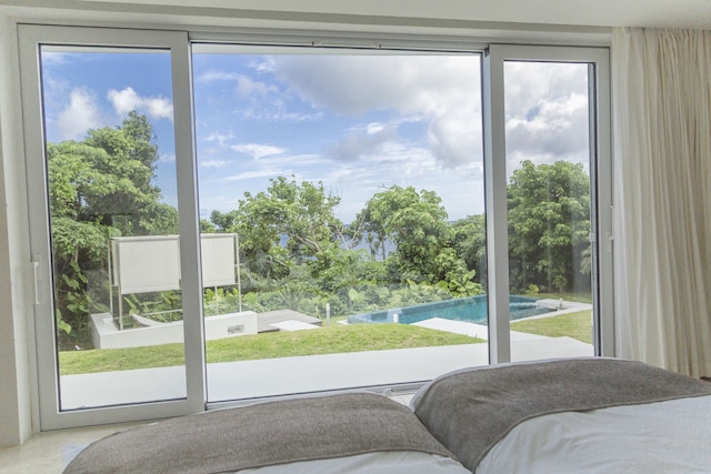 JUSANDI (ユサンディ)