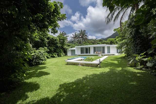 JUSANDI (ユサンディ)