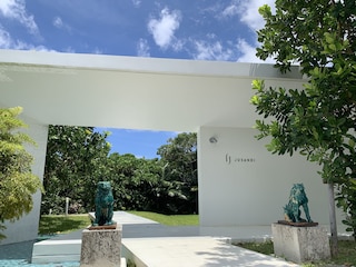 JUSANDI (ユサンディ)