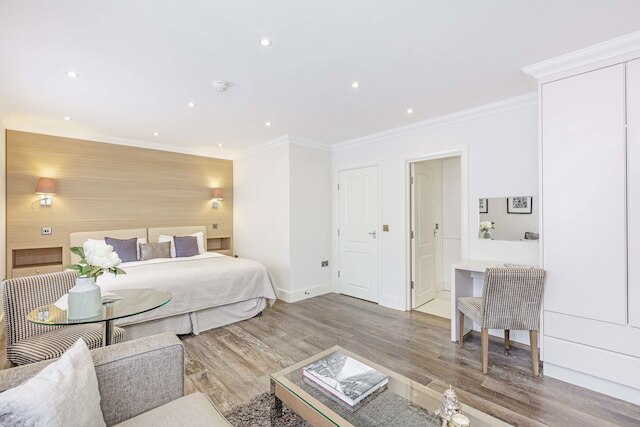 アッシュバーン コート