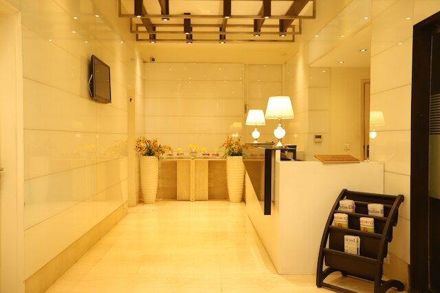 ホテル アンバパーリー グランド