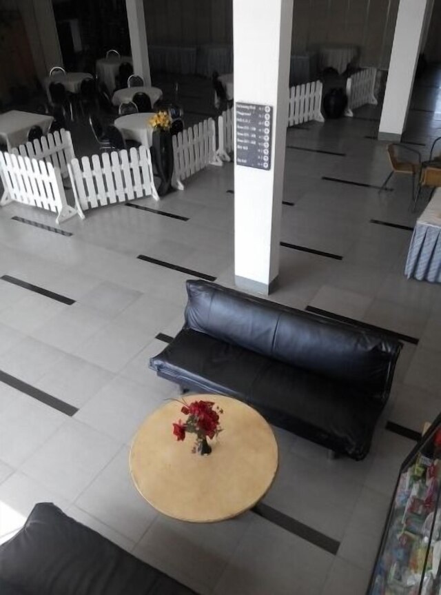 デ ワヒュ ホテル