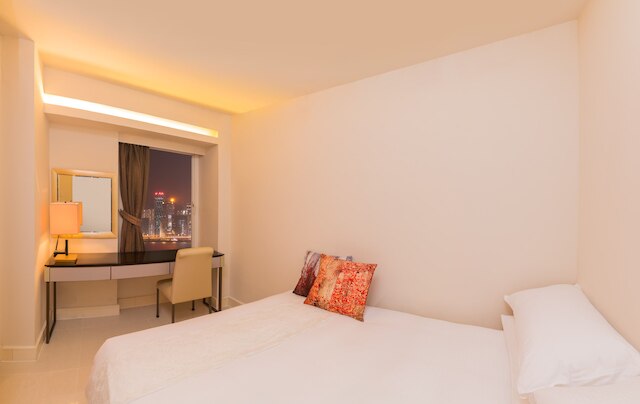 カオルーン ハーバーフロント ホテル (九龍海湾酒店)