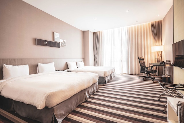 グランド ロイヤル ホテル (尚顺君乐饭店)