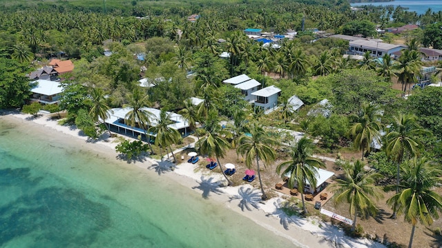 コ ムック リヴィエラ ビーチ リゾート