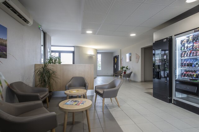 B&B ホテル オレンジ