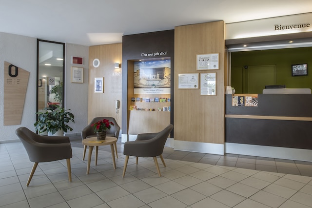 B&B ホテル オレンジ