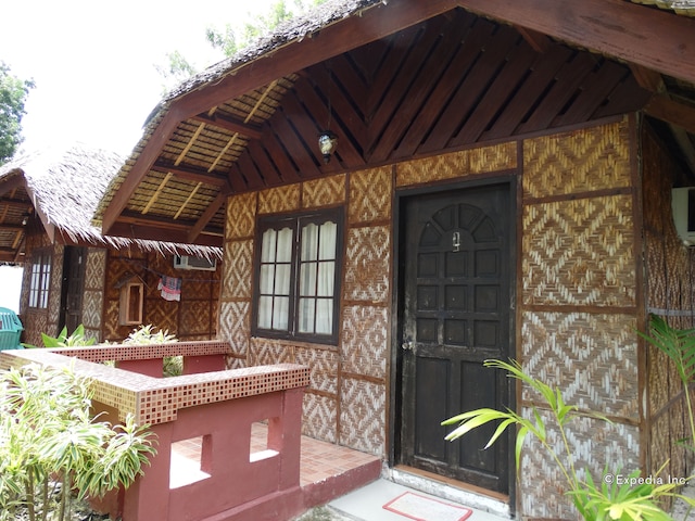 ホワイツ アンド グリーンズ ビーチ リゾート