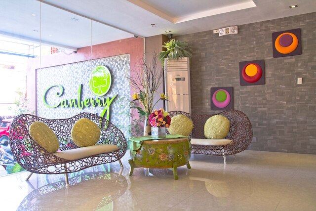 キャンベリー ホテル