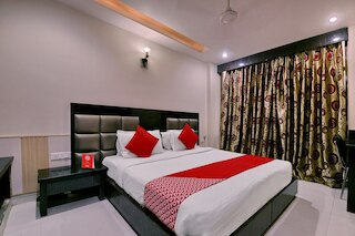 OYO 464 ホテル ロータス パレス