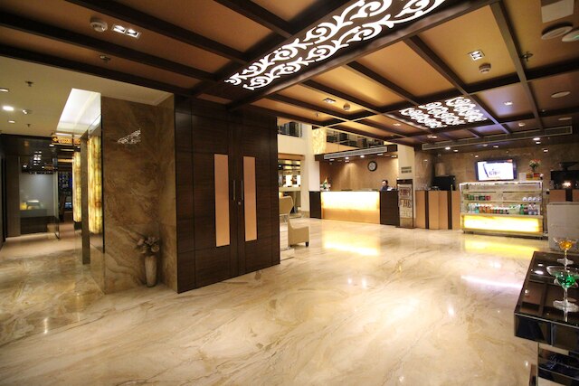 ホテル ゴールデン グランド