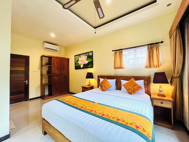 トゥブサヤ ホームステイ