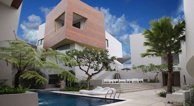 スカラ ベッド アンド ビヨンド