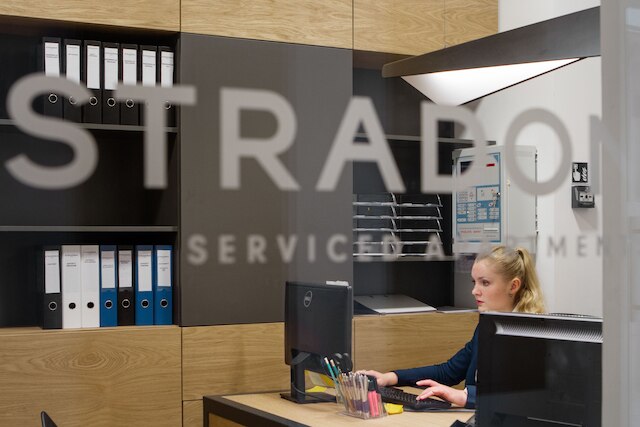 ストラドニア サービスド アパートメンツ