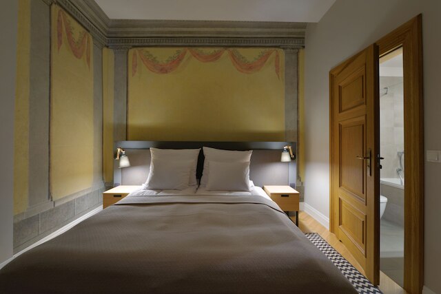 ストラドニア サービスド アパートメンツ