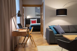 ストラドニア サービスド アパートメンツ